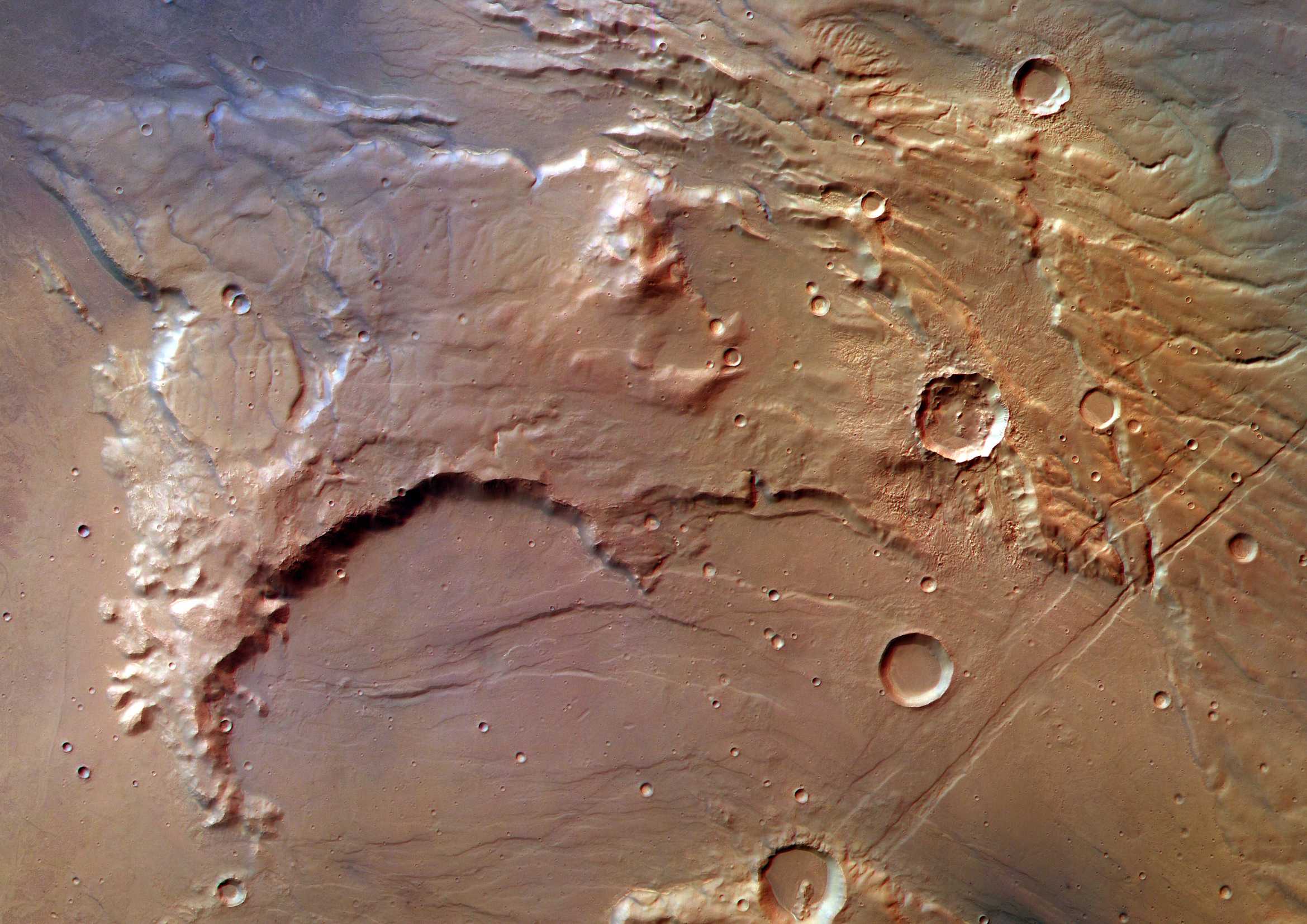 Время на марсе. Снимки поверхности Марса. Кратеры на Марсе. Марсианский кратер езеро. Кратер Скиапарелли Марс.