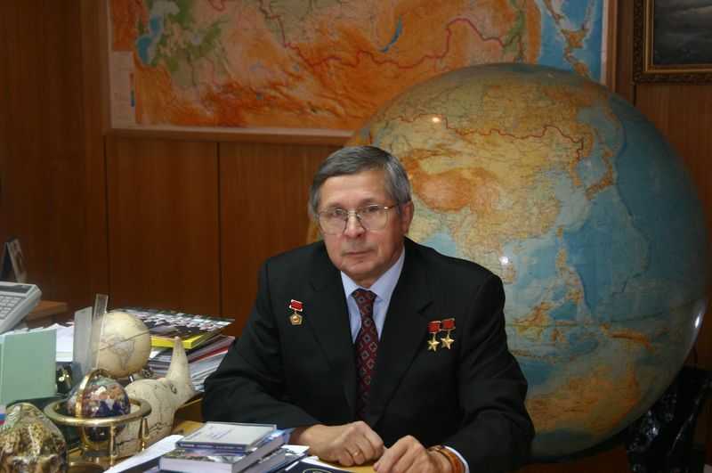 Савиных, виктор петрович