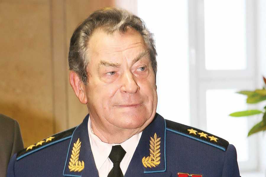 Космонавт Коваленок Владимир Васильевич 03031942 г 40-й космонавт СССР 83-й в мире, позывной Фотон-1