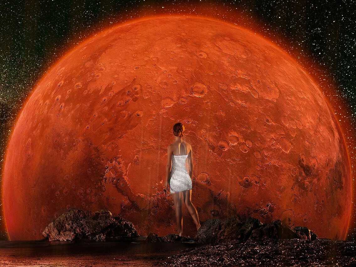 Луна мужчины марс женщины. Марсианские девушки. Планета души Атма Карака. Планета женщин. Девушка на Марсе.