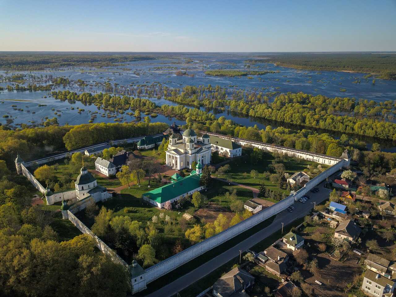 Новгород-северский - украина - черниговская область